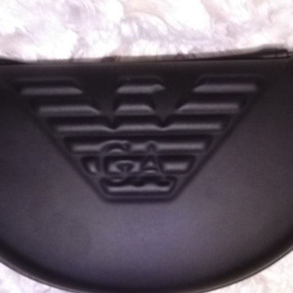 Emporio Armani Sunglasses Case with EA Cloth! - Picture 2 of 8